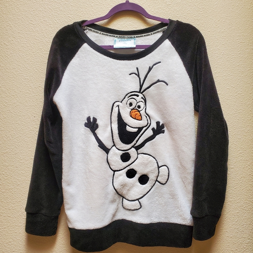 LIKE NEW Soft Olaf Sweater